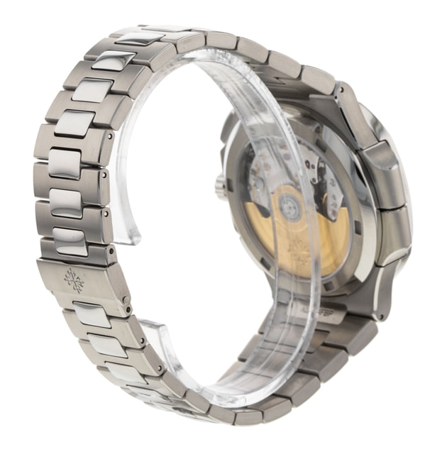 Patek Philippe Nautilus 5990/1A-001 Image 3